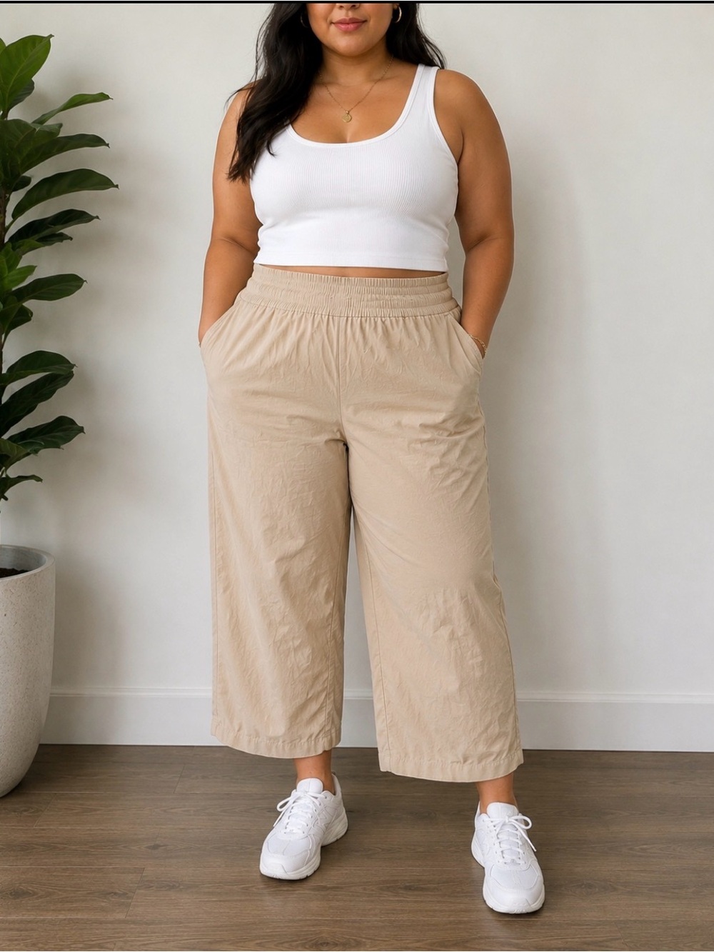Old Navy Beige Wide-Leg Cropped Pants